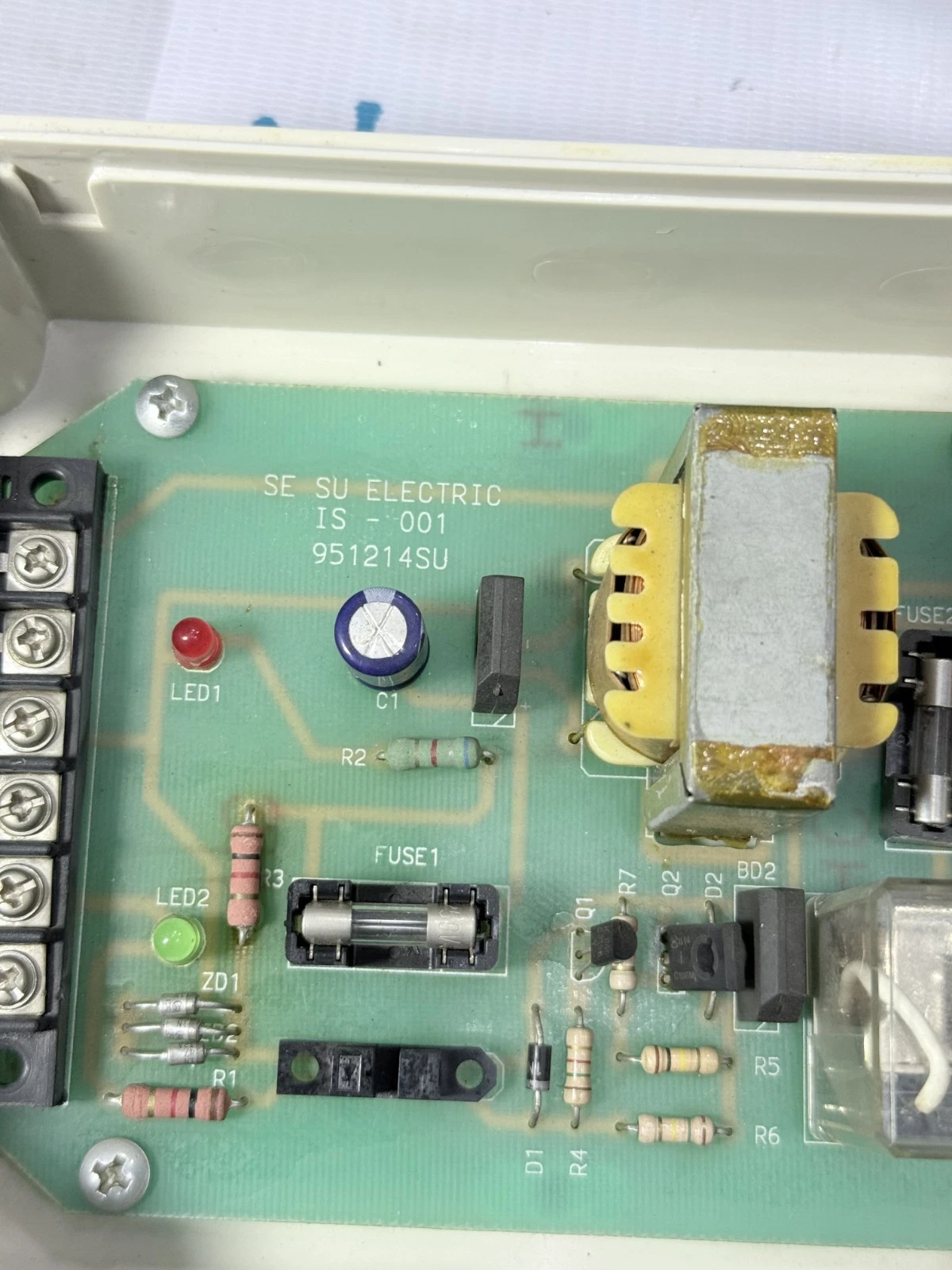 SEUN ELECTRIC SU-R9414-IS I.S. RELAY BOX
